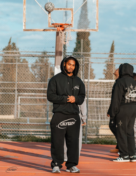 Calyzer® Premium Oversized Hoodie – Minimal Streetwear Comfort